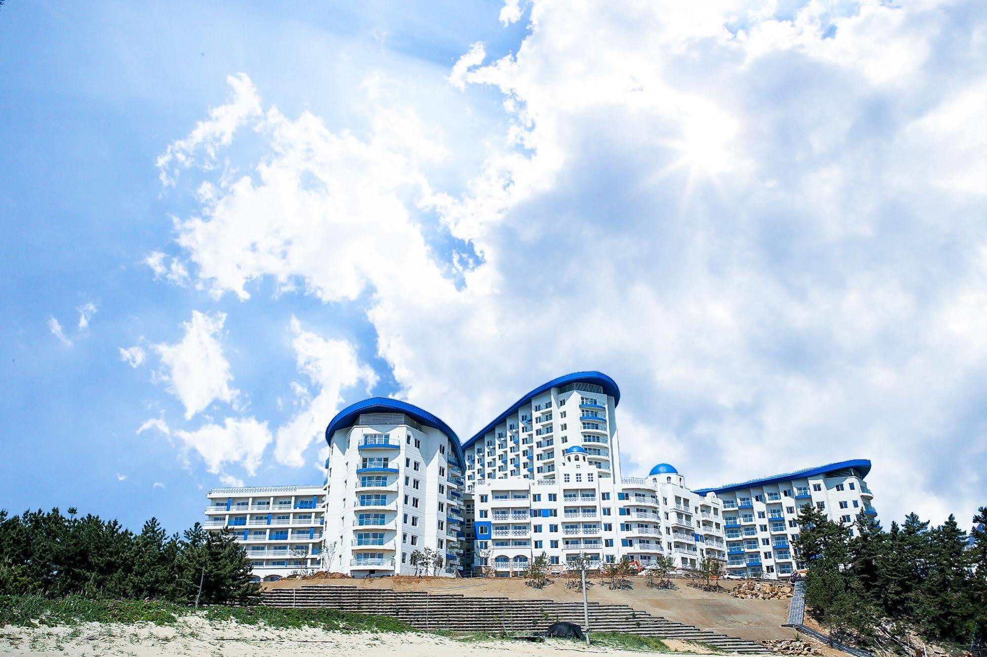 Sol Beach Санчьок Екстериор снимка